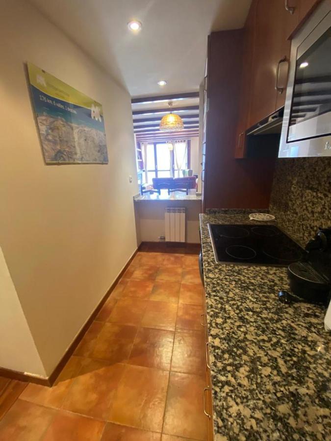 Bajo con terraza y vistas a las montaña en Formigal Exterior foto
